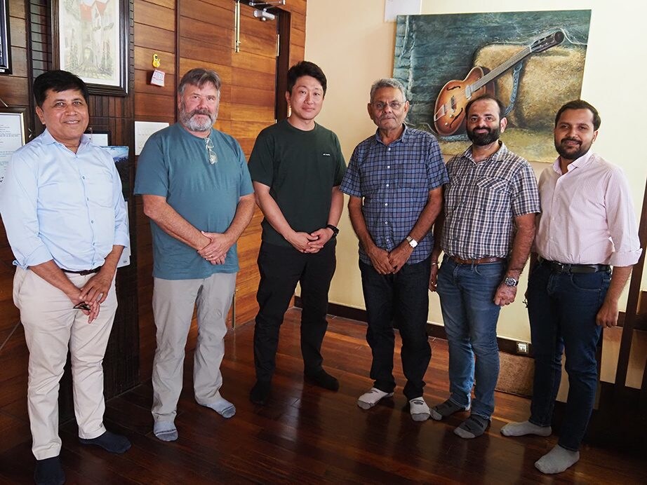 Yamaha and Overseas Traders members