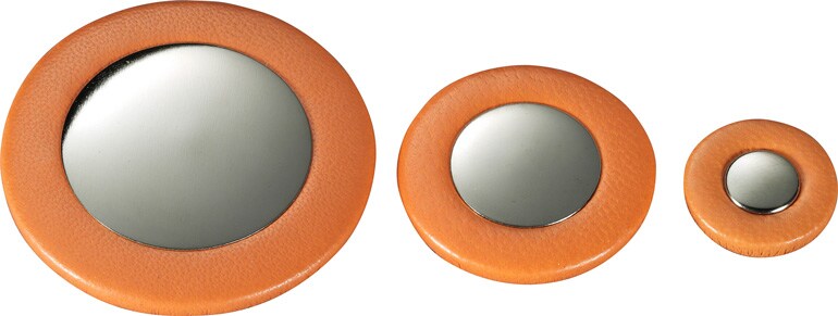 แผ่นรองเครื่องสะท้อนเสียงแบบโลหะ