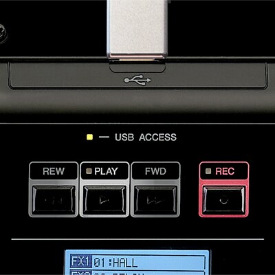การบันทึกเสียงและเล่นไฟล์เสียงผ่านอุปกรณ์ USB