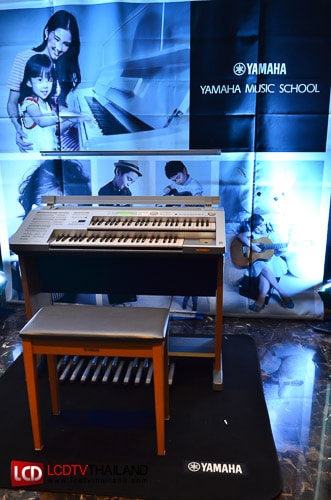 สยามดนตรียามาฮ่า เปิดตัวบุรินทร์ Yamaha Brand Ambassador คนแรกในรอบ 48 ปี พร้อมแถลงภาพลักษณ์โรงเรียนดนตรียามาฮ่า  เพื่อต้อนรับ AEC โดยเฉพาะ 