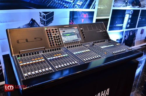 สยามดนตรียามาฮ่า เปิดตัวบุรินทร์ Yamaha Brand Ambassador คนแรกในรอบ 48 ปี พร้อมแถลงภาพลักษณ์โรงเรียนดนตรียามาฮ่า  เพื่อต้อนรับ AEC โดยเฉพาะ 
