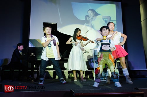 สยามดนตรียามาฮ่า เปิดตัวบุรินทร์ Yamaha Brand Ambassador คนแรกในรอบ 48 ปี พร้อมแถลงภาพลักษณ์โรงเรียนดนตรียามาฮ่า  เพื่อต้อนรับ AEC โดยเฉพาะ 