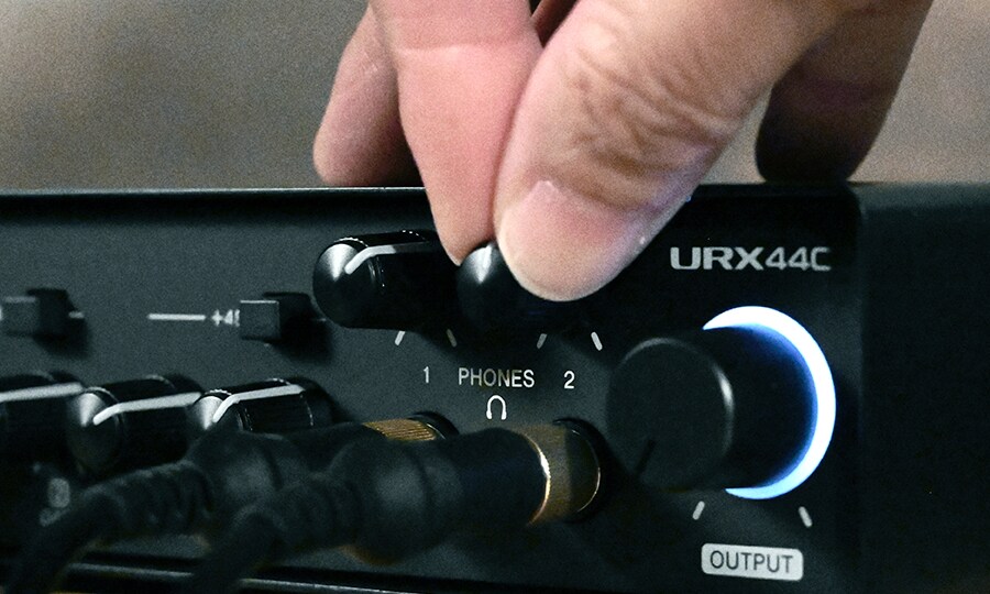 Yamaha URX44C: Simple Operation. Serious Functionality.
